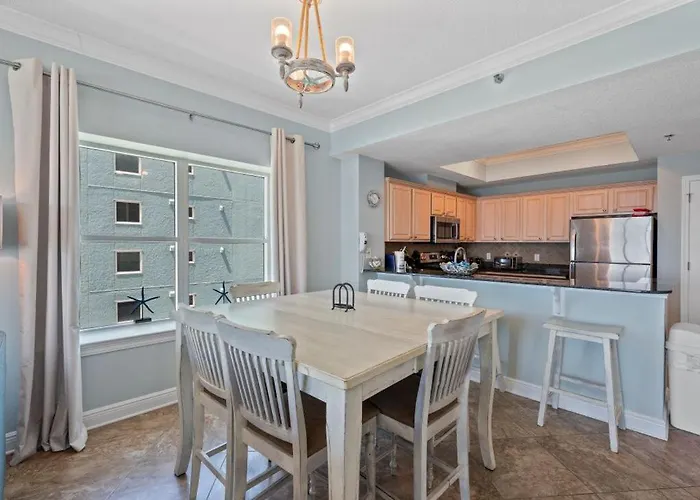 Crystal Shores West 108 By Youngs Suncoast Apartment