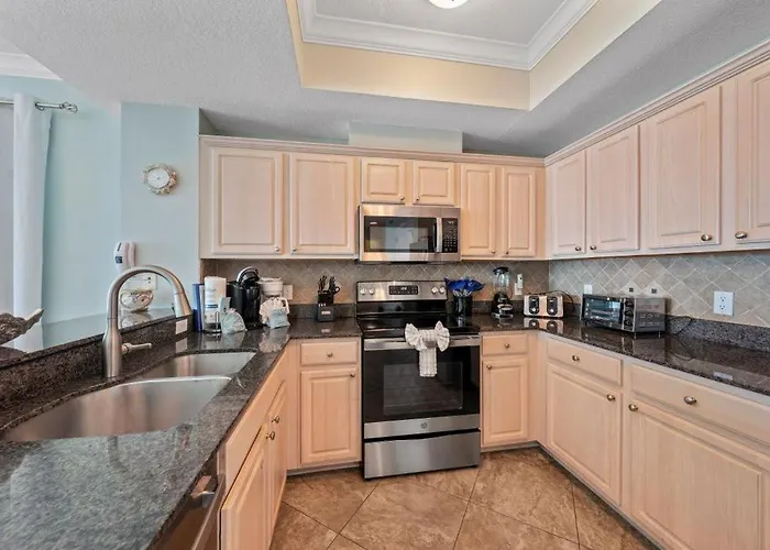 Apartment Crystal Shores West 108 By Youngs Suncoast Gulf Shores