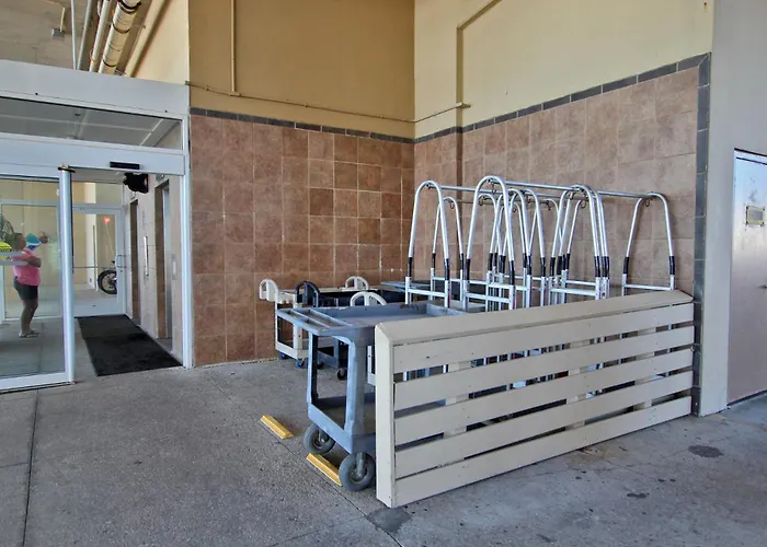 Crystal Shores West 108 By Youngs Suncoast Apartment Gulf Shores